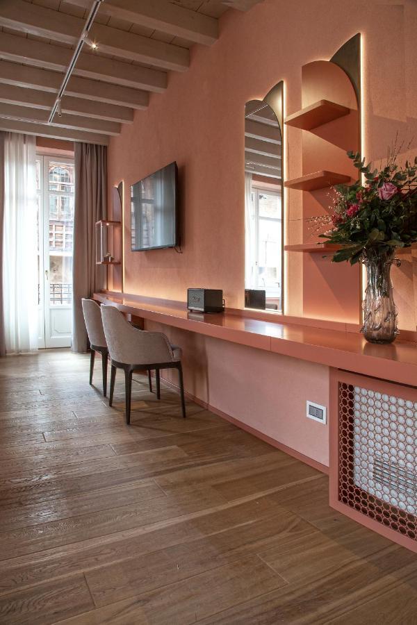 Отель Relais Balcone Di Giulietta Верона Экстерьер фото A room at the hotel